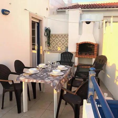 公寓 Cliff House Next To *