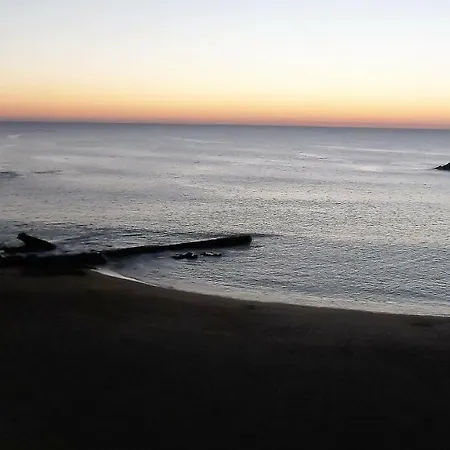 Cliff House Next To Apartamento