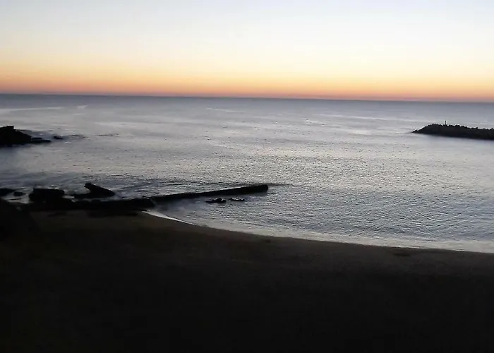 Cliff House Next To Διαμέρισμα