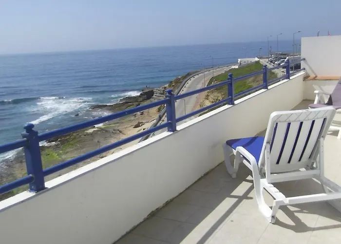 Cliff House Next To Ericeira